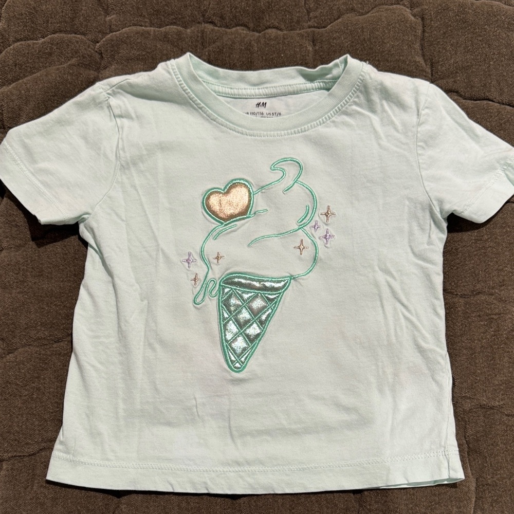 Girls H&M T Shirt